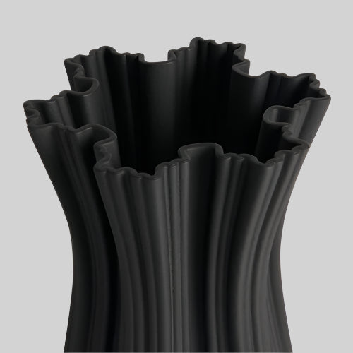 Gemma Black Vase