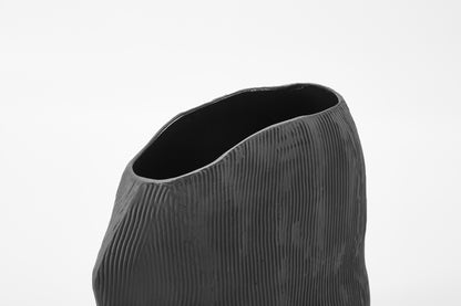 Chalk Vase Ebony
