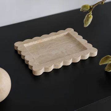 Palazzo Medium Scalloped Tray - Beige Travertine